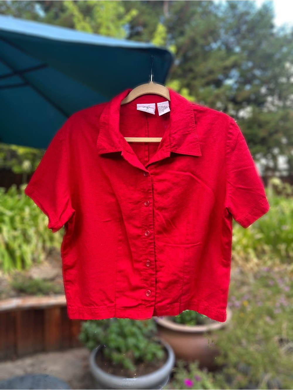 Vintage 90’s Studio Ease Red Short-Sleeve Button-Front Shirt